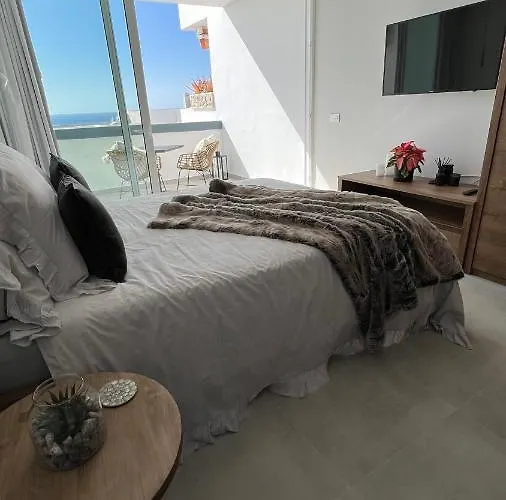 Apartamento Boutique Studio, Sea Views Of Vistas And Free Wifi Playa de las Americas (Tenerife)