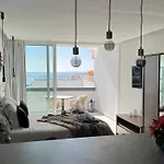 Boutique Studio, Sea Views Of Vistas And Free Wifi Apartment *